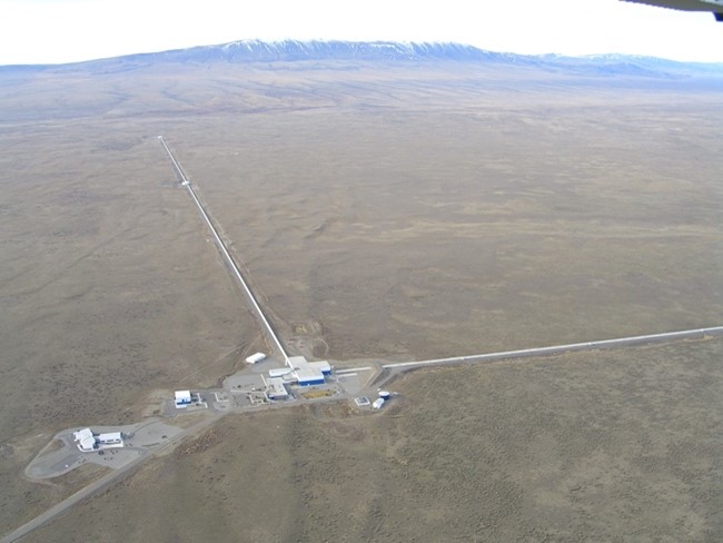 The LIGO Hanford observatory